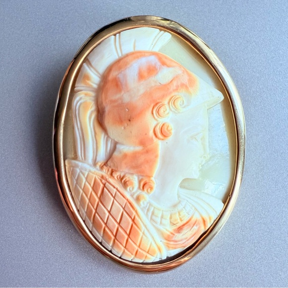 Vintage 14K Gold Exquisite Cameo Shell Athena HUGE Oval Brooch Pin/ Pend… - Picture 1 of 17